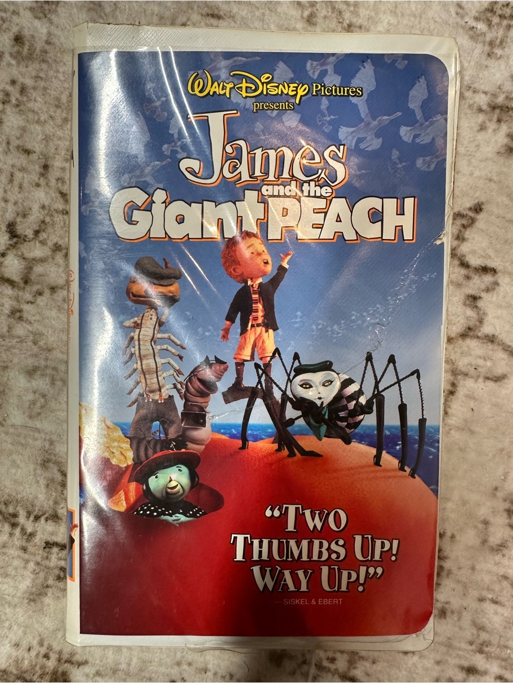 Walt Disney James and the Giant Peach VHS Movie and Clamshell